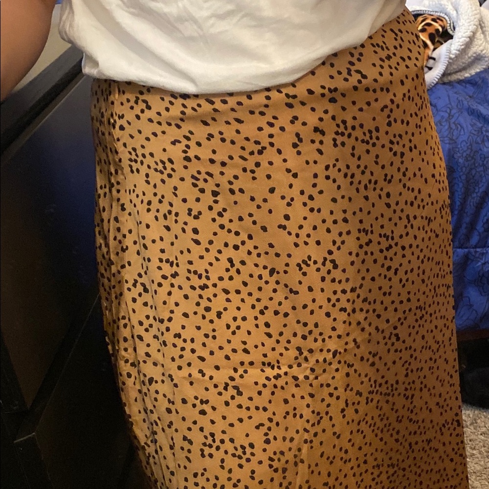 Spotted midi skirt